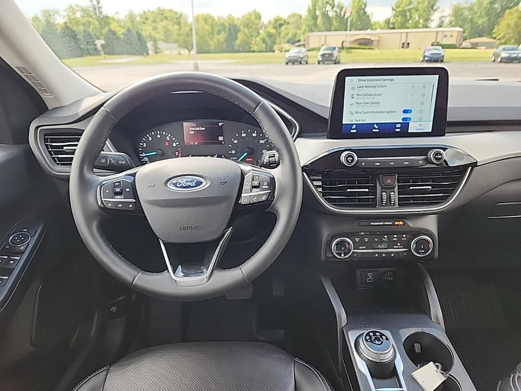 used 2022 Ford Escape car, priced at $24,000