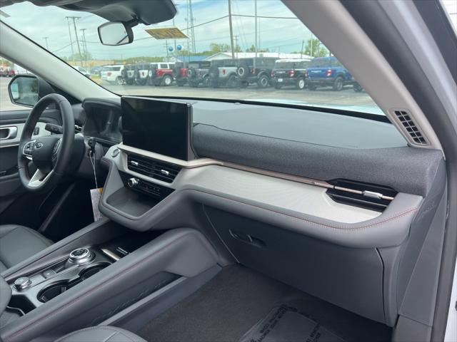 new 2025 Ford Explorer car, priced at $46,224