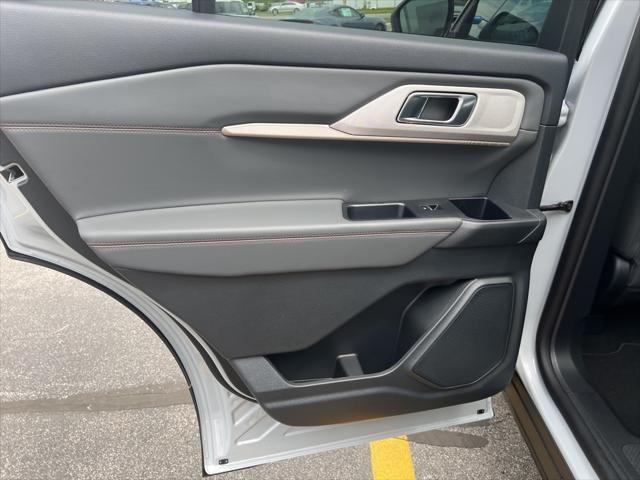 new 2025 Ford Explorer car, priced at $46,224