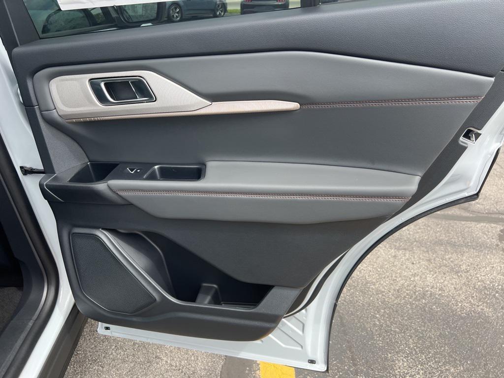 new 2025 Ford Explorer car, priced at $46,452