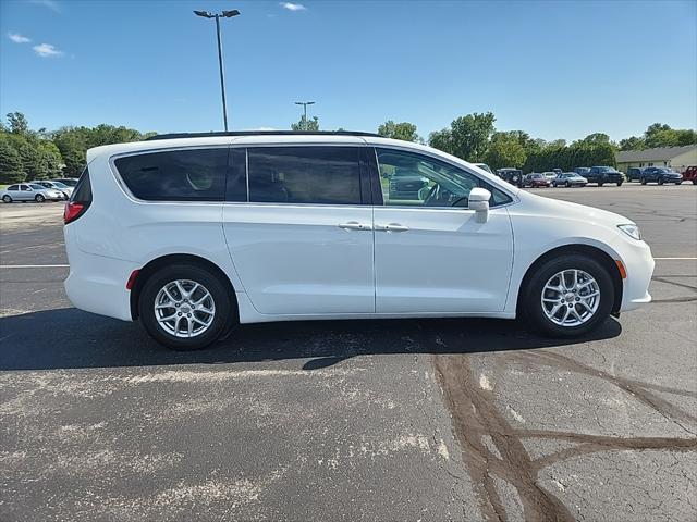 used 2022 Chrysler Pacifica car, priced at $23,387