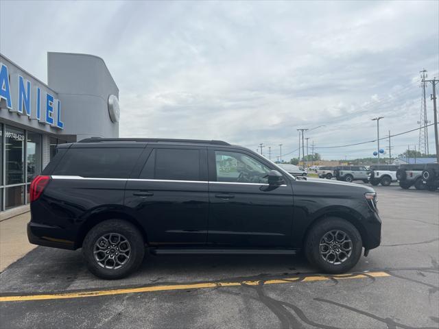 new 2025 Ford Expedition car, priced at $64,735