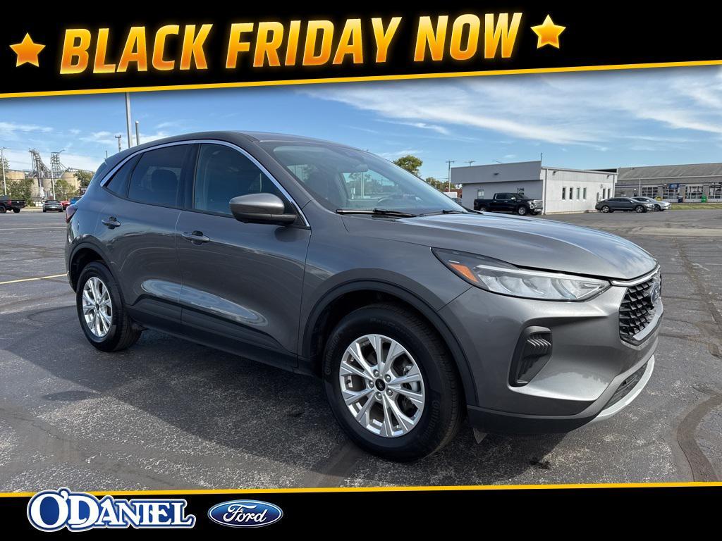 used 2023 Ford Escape car, priced at $23,000