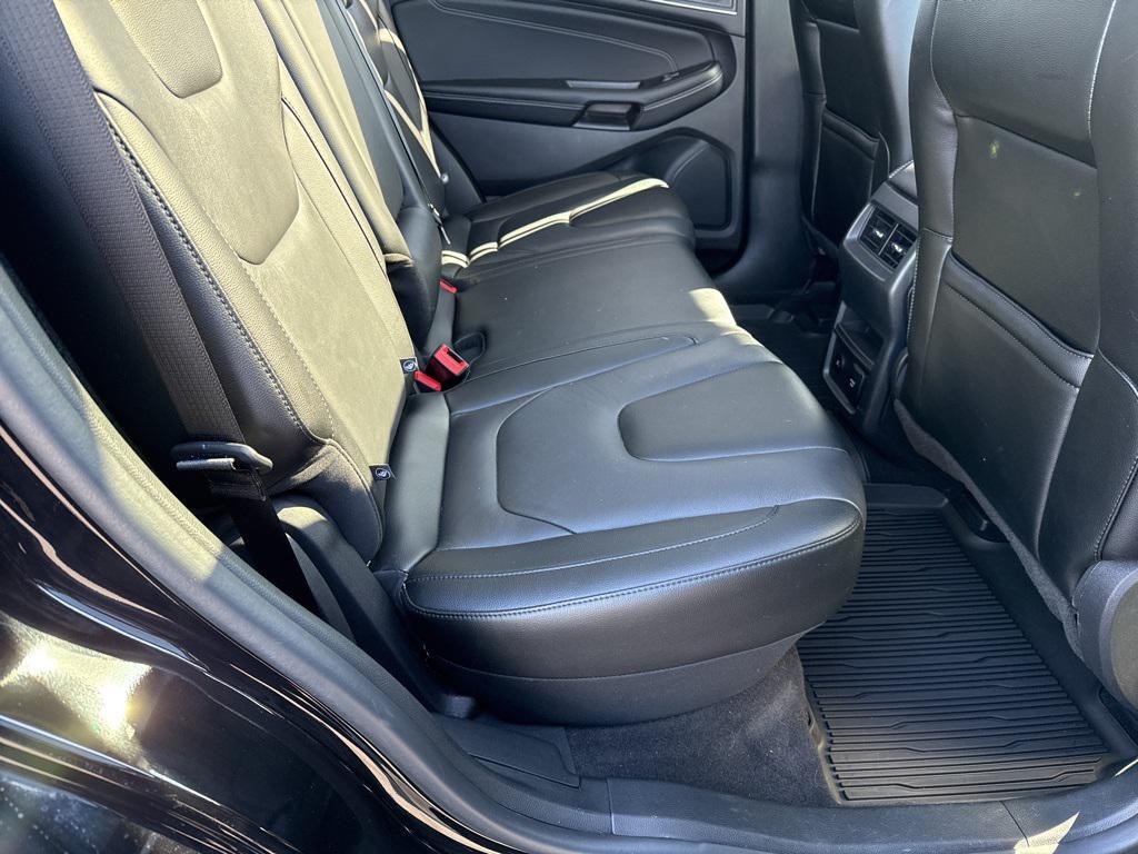 used 2022 Ford Edge car, priced at $27,550