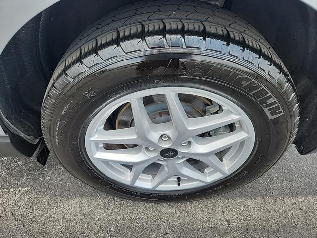 used 2024 Ford Edge car, priced at $26,356
