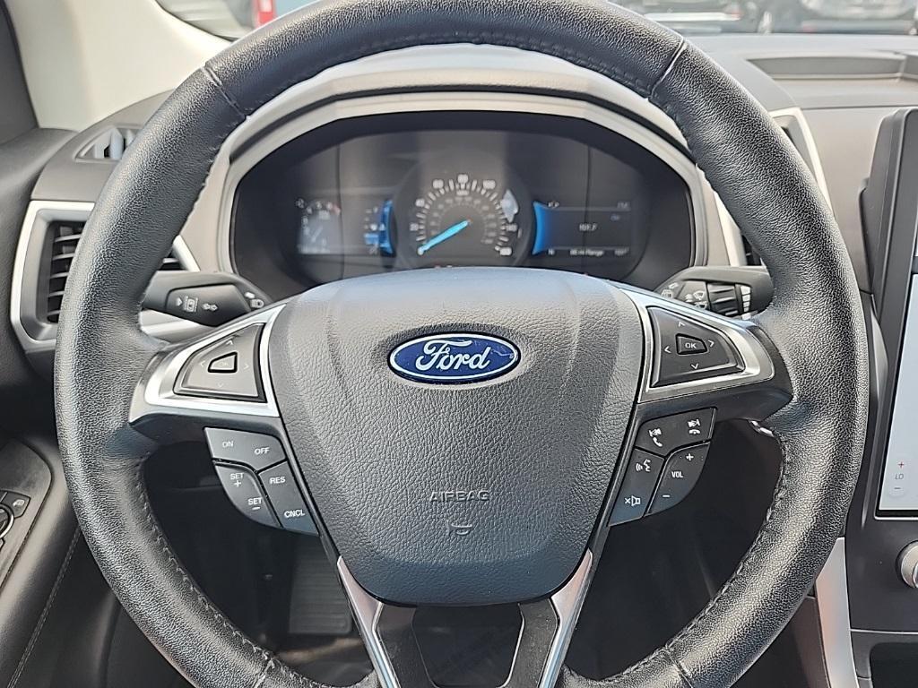 used 2024 Ford Edge car, priced at $24,329