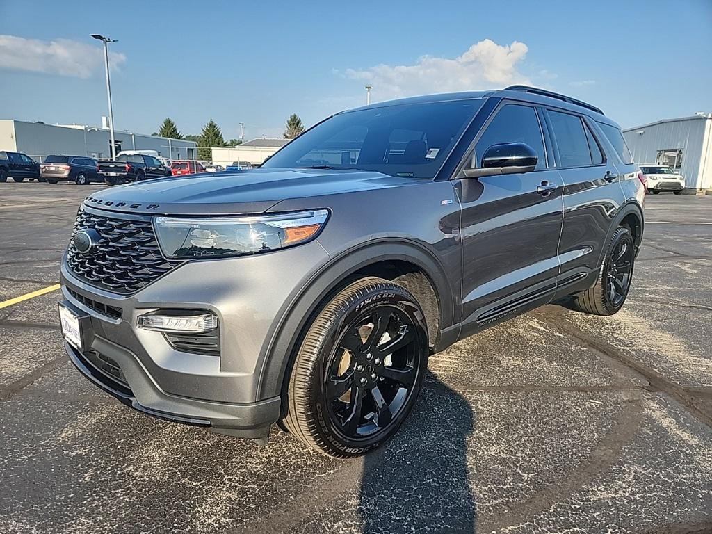 used 2023 Ford Explorer car, priced at $36,999