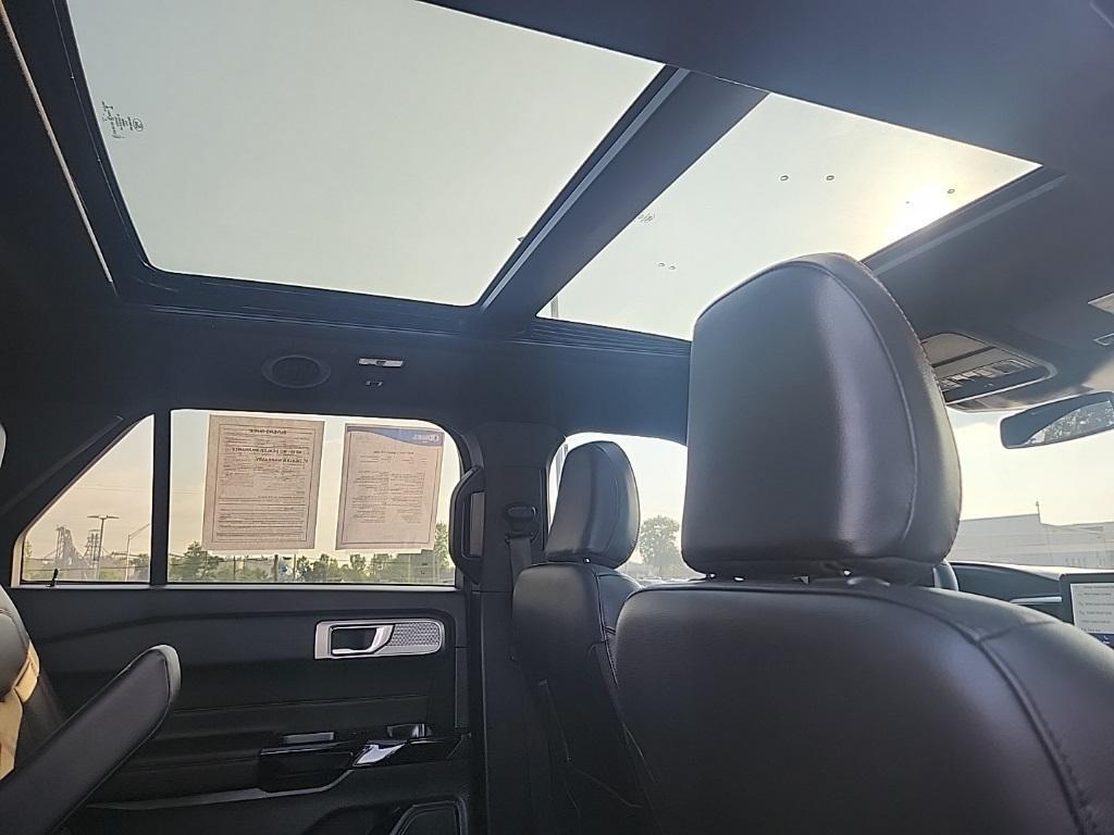 used 2023 Ford Explorer car, priced at $36,999
