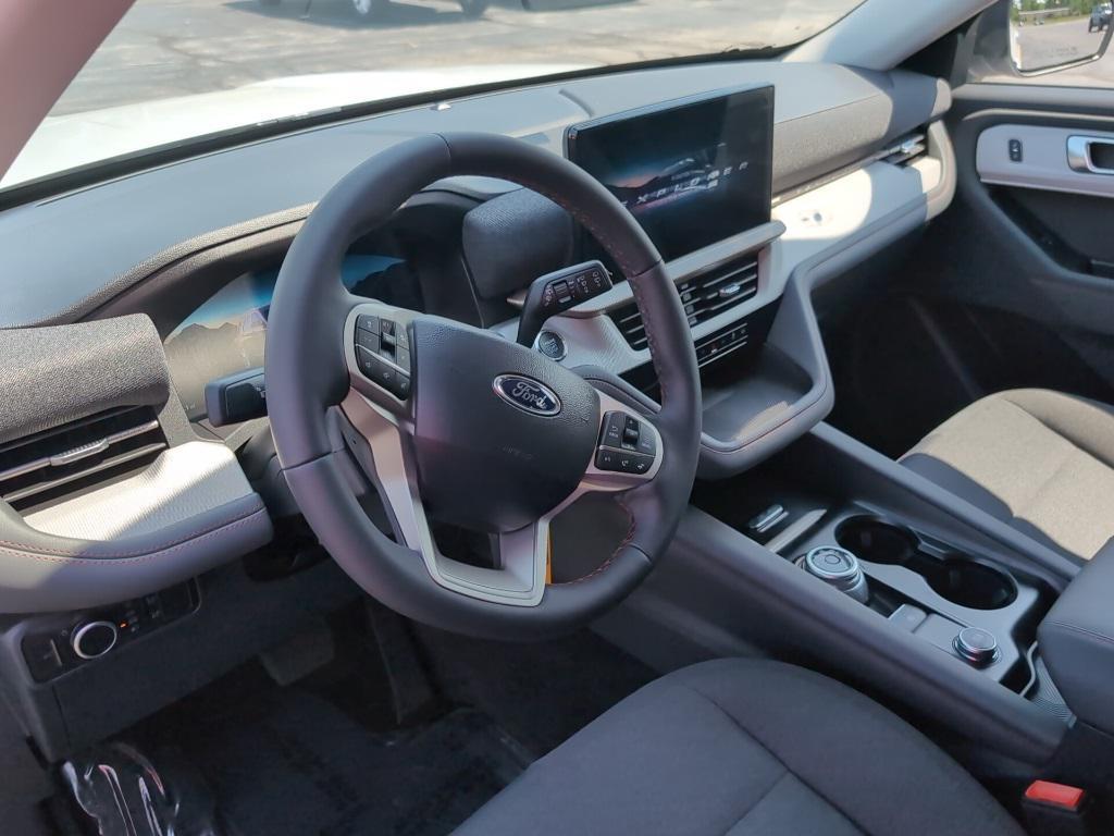 new 2025 Ford Explorer car, priced at $39,500