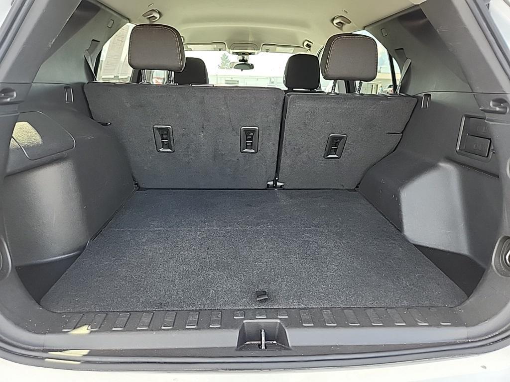 used 2024 Chevrolet Equinox car, priced at $24,874
