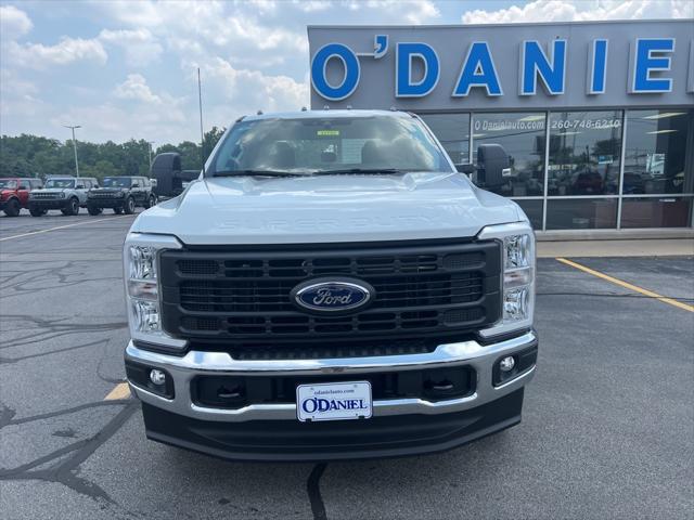 new 2025 Ford F-250 car, priced at $53,042