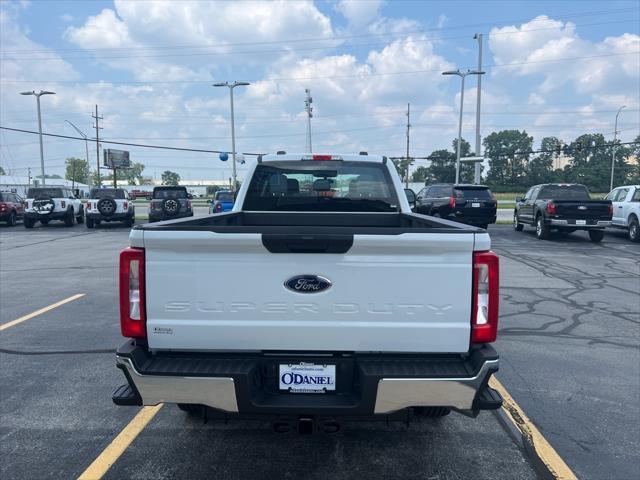 new 2025 Ford F-250 car, priced at $53,042