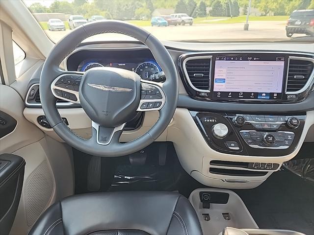 used 2023 Chrysler Pacifica car, priced at $22,000