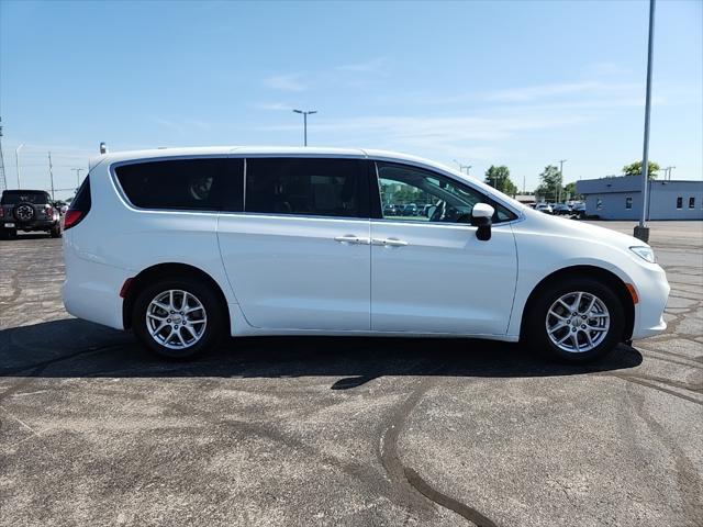 used 2023 Chrysler Pacifica car, priced at $22,000