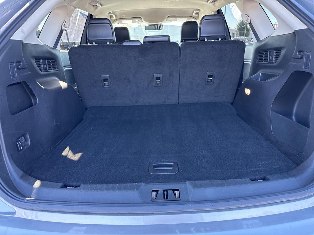 used 2024 Ford Edge car, priced at $27,495