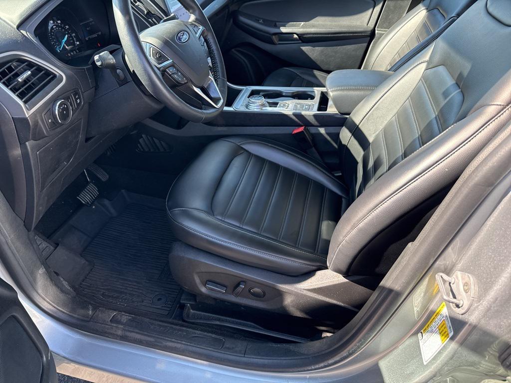 used 2024 Ford Edge car, priced at $27,495