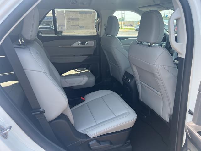new 2025 Ford Explorer car, priced at $46,250