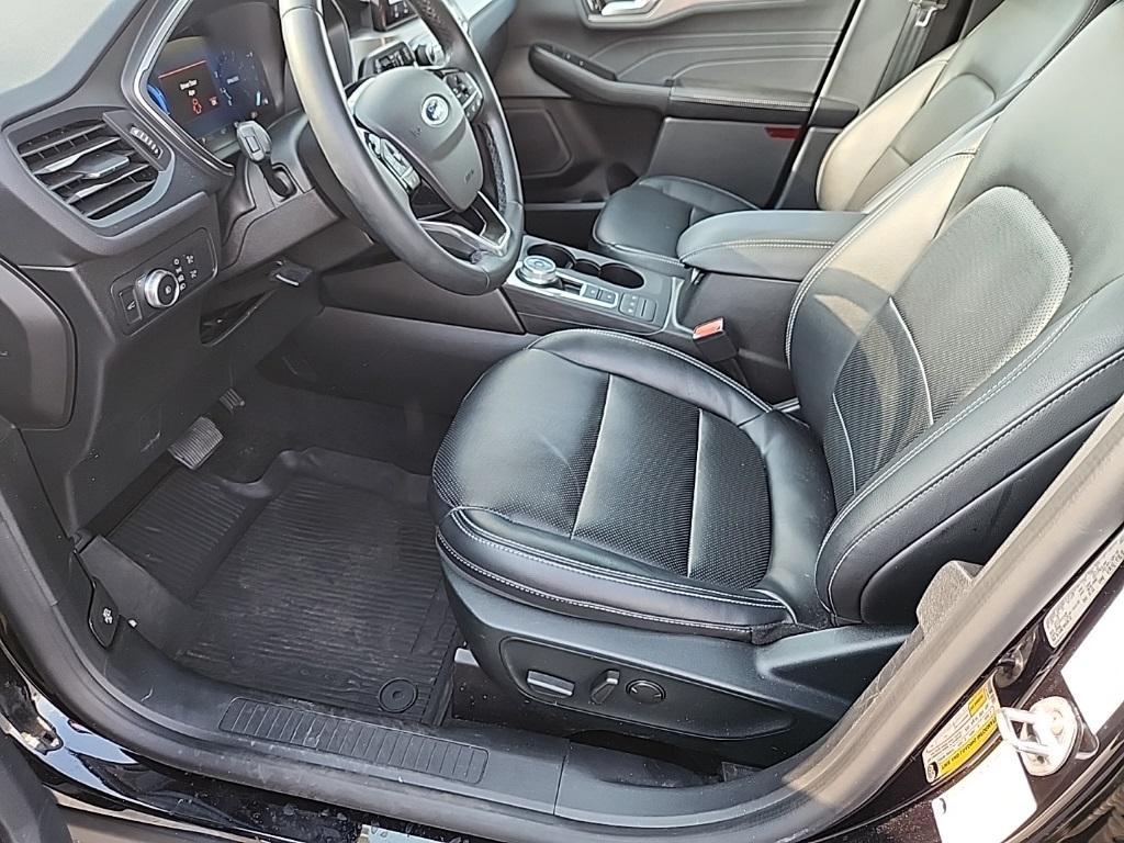 used 2022 Ford Escape car, priced at $22,452