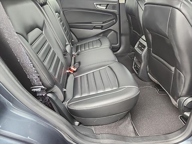used 2022 Ford Edge car, priced at $25,000