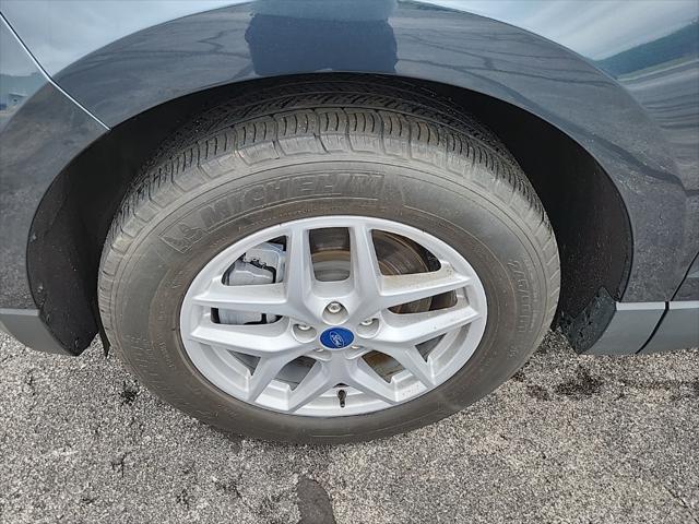 used 2022 Ford Edge car, priced at $25,000