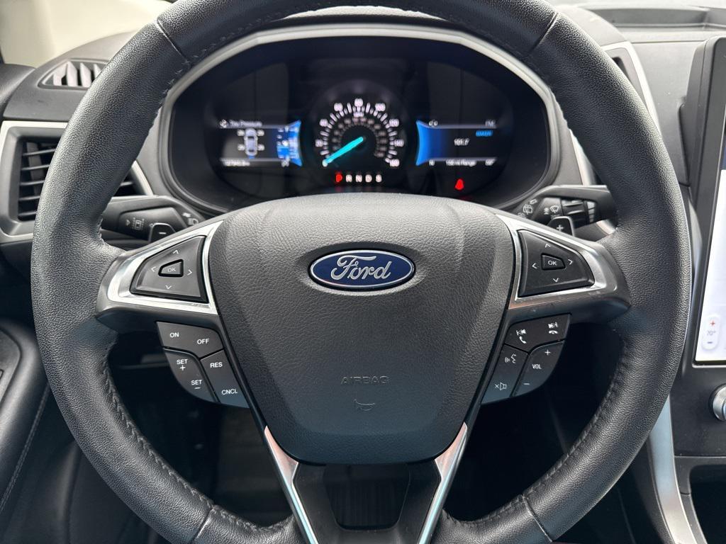 used 2022 Ford Edge car, priced at $25,990