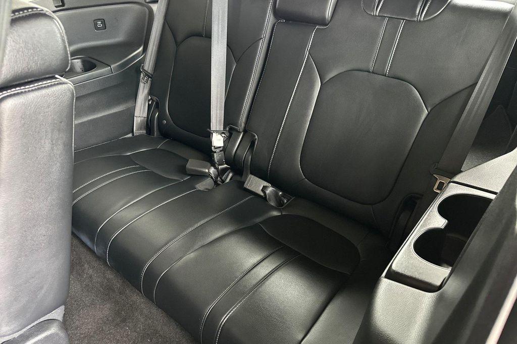 used 2023 Honda Pilot car, priced at $43,100