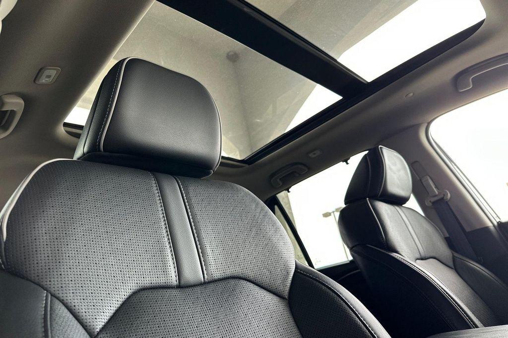 used 2023 Honda Pilot car, priced at $43,100