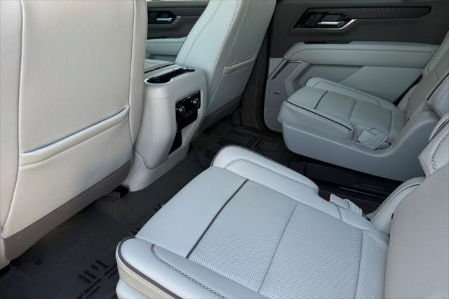 used 2025 GMC Yukon car, priced at $86,999