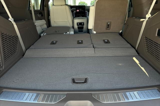 used 2025 GMC Yukon car, priced at $86,999