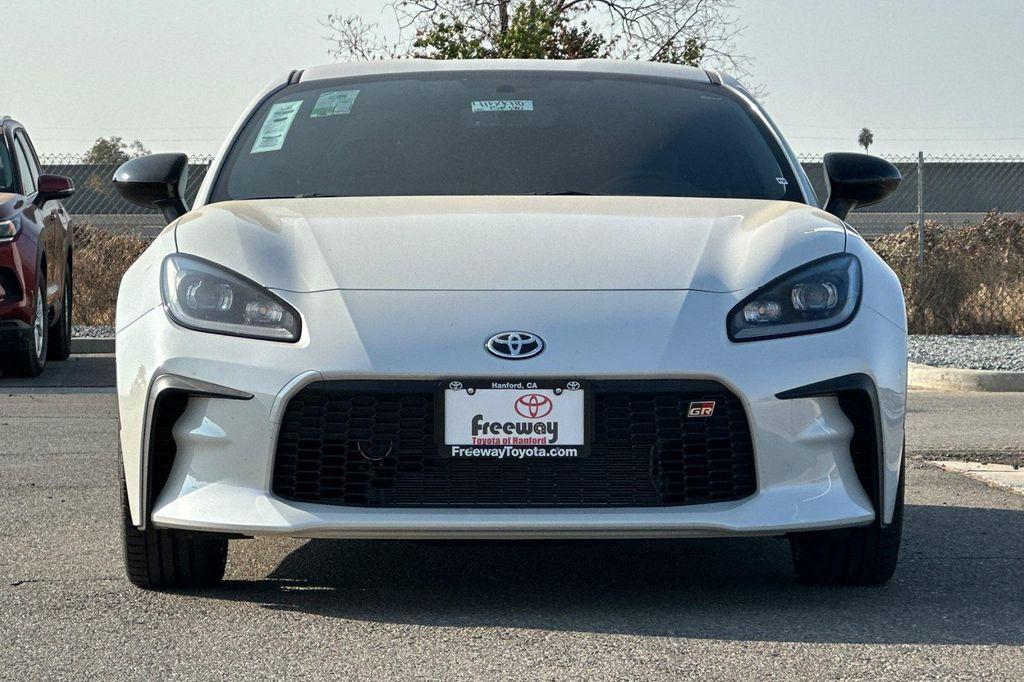 new 2025 Toyota GR86 car