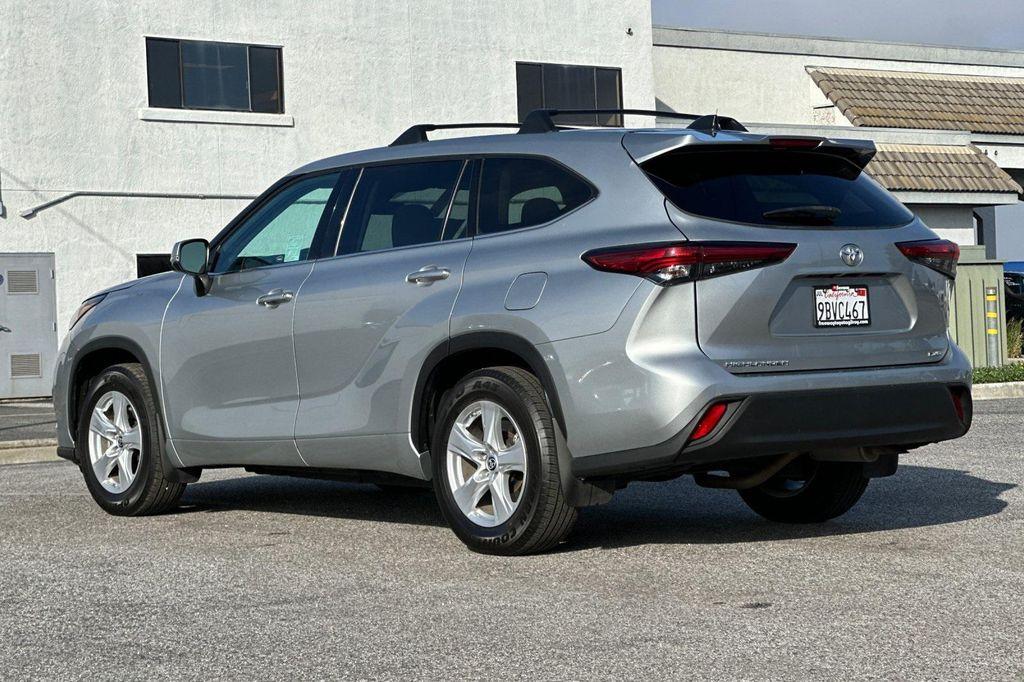 used 2022 Toyota Highlander car, priced at $28,744