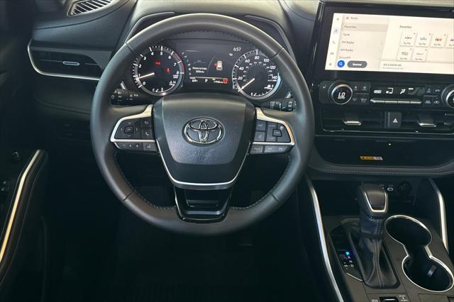 used 2024 Toyota Highlander car, priced at $46,211