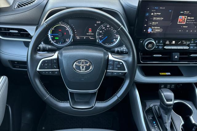 used 2023 Toyota Highlander Hybrid car, priced at $45,719
