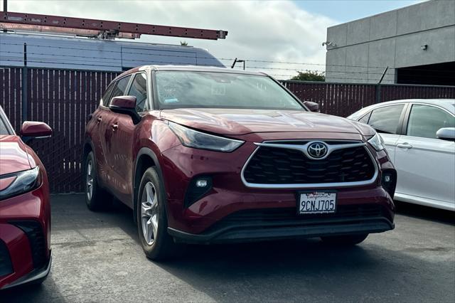 used 2023 Toyota Highlander car, priced at $34,778