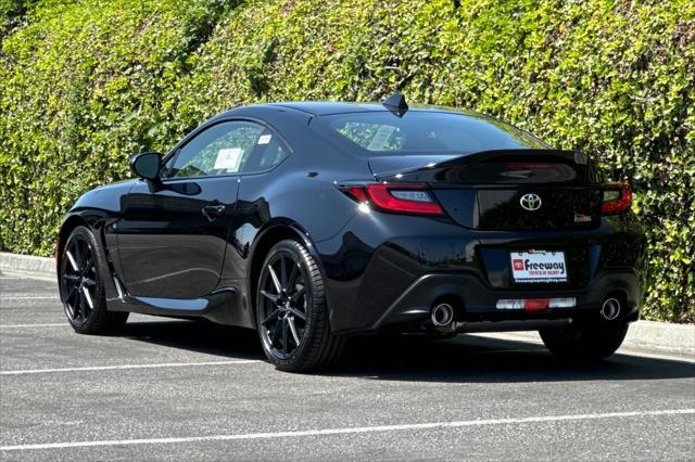 new 2025 Toyota GR86 car, priced at $34,378