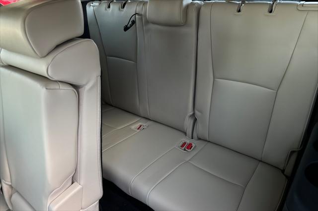 new 2025 Toyota Highlander car, priced at $51,098