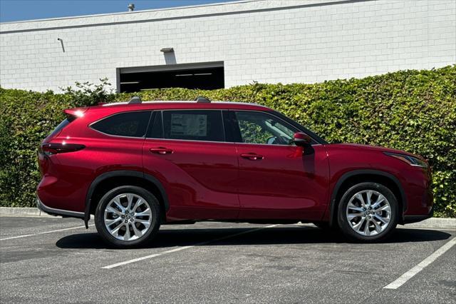 new 2025 Toyota Highlander car, priced at $51,098