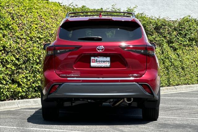 new 2025 Toyota Highlander car, priced at $51,098