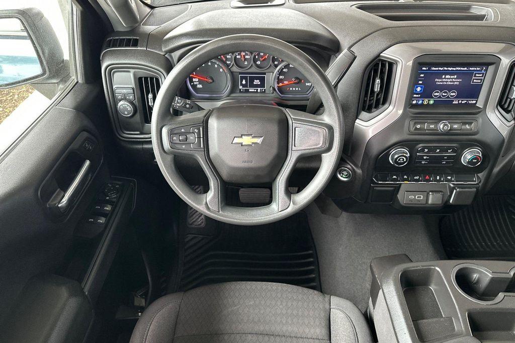 used 2024 Chevrolet Silverado 1500 car, priced at $31,150