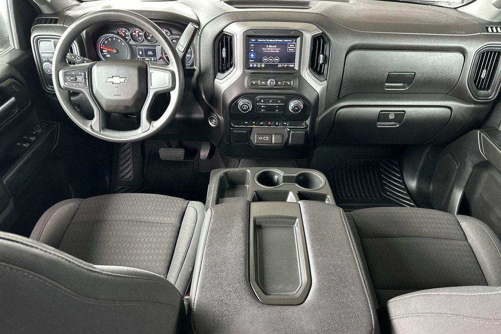 used 2024 Chevrolet Silverado 1500 car, priced at $31,150