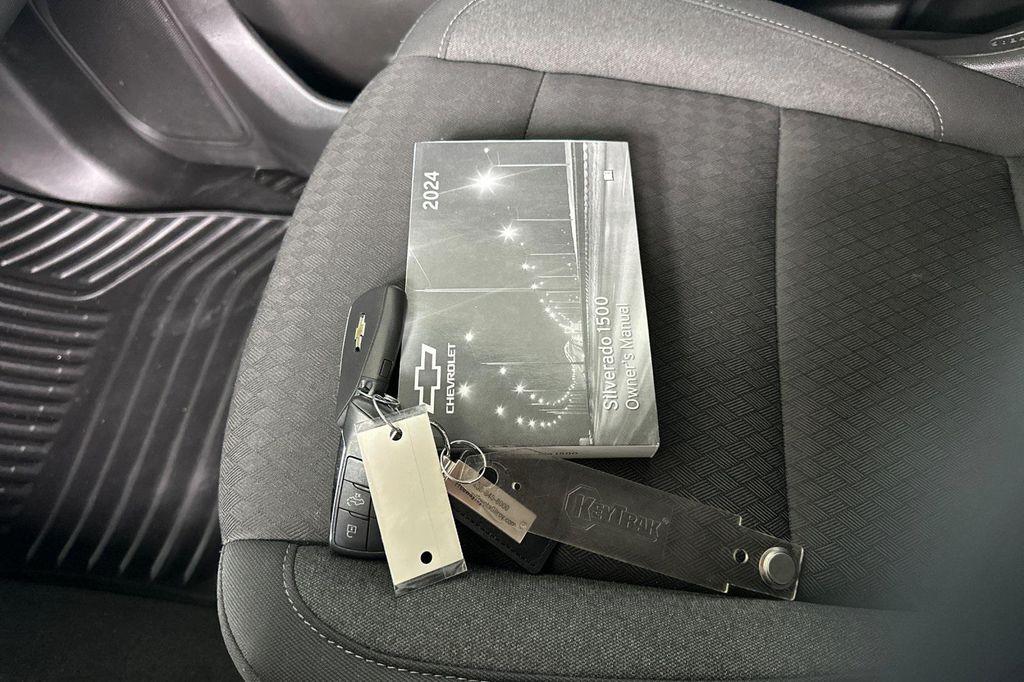 used 2024 Chevrolet Silverado 1500 car, priced at $31,150