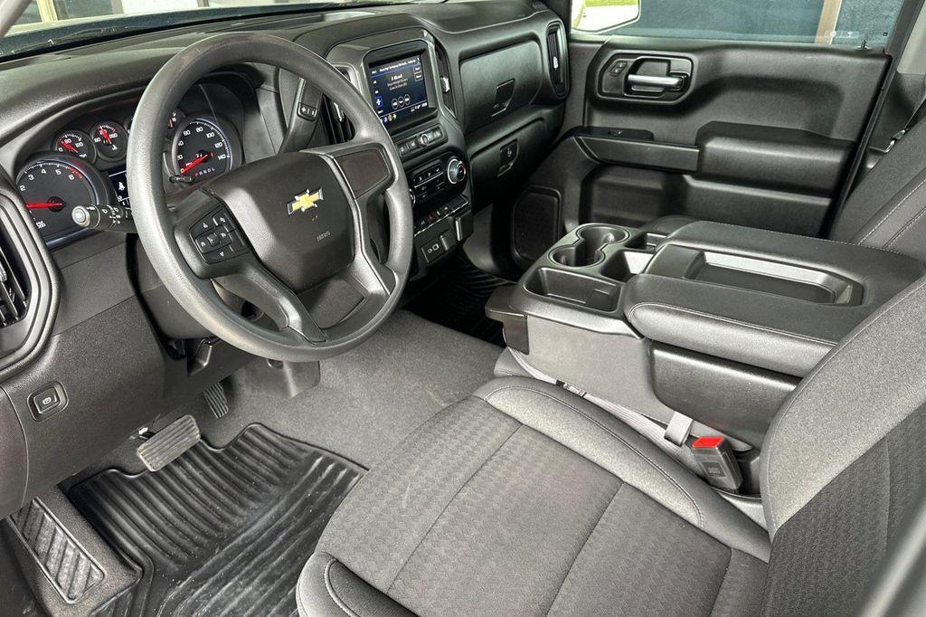 used 2024 Chevrolet Silverado 1500 car, priced at $31,150