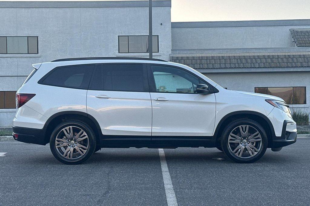 used 2022 Honda Pilot car, priced at $27,609