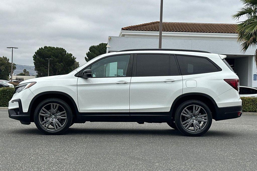used 2022 Honda Pilot car, priced at $27,609