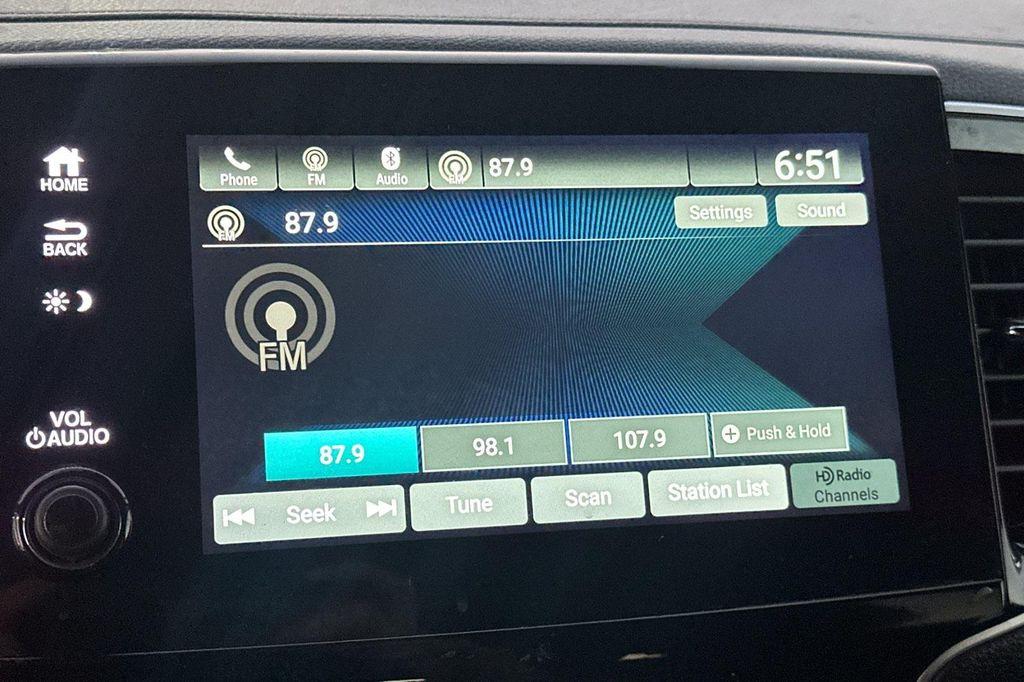 used 2022 Honda Pilot car, priced at $27,609