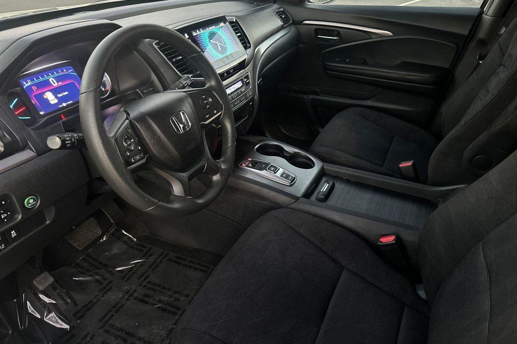 used 2022 Honda Pilot car, priced at $27,609