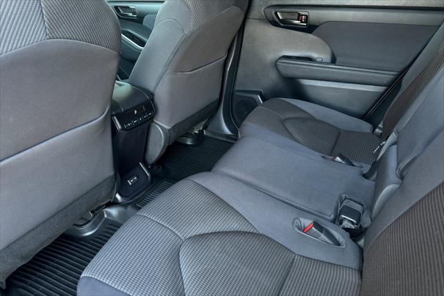 used 2023 Toyota Highlander car, priced at $38,704