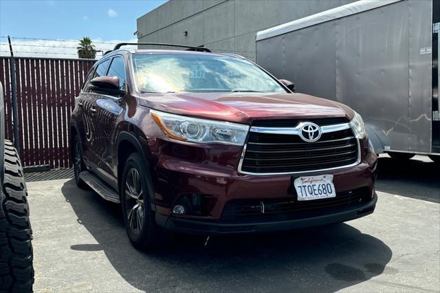 used 2016 Toyota Highlander car, priced at $14,599
