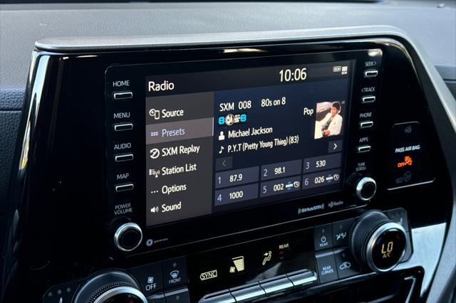 used 2021 Toyota Highlander car, priced at $35,049
