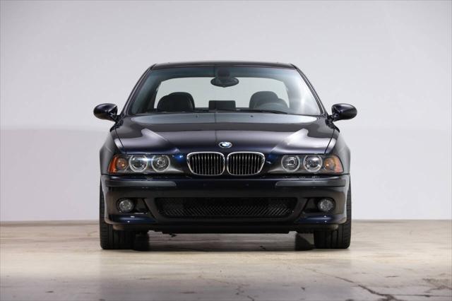 used 2003 BMW M5 car